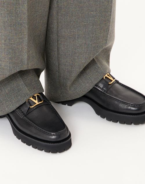 Valentino Garavani - Vlogo Signature Loafer Aus Büffelleder - Schwarz - Mann - Loafers Und Drivers